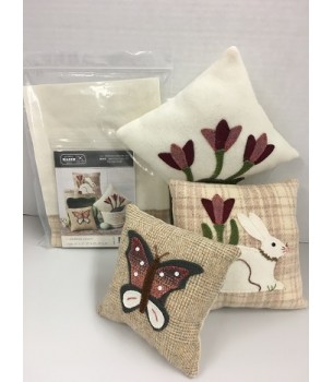 3 Springtime Pillows Kit